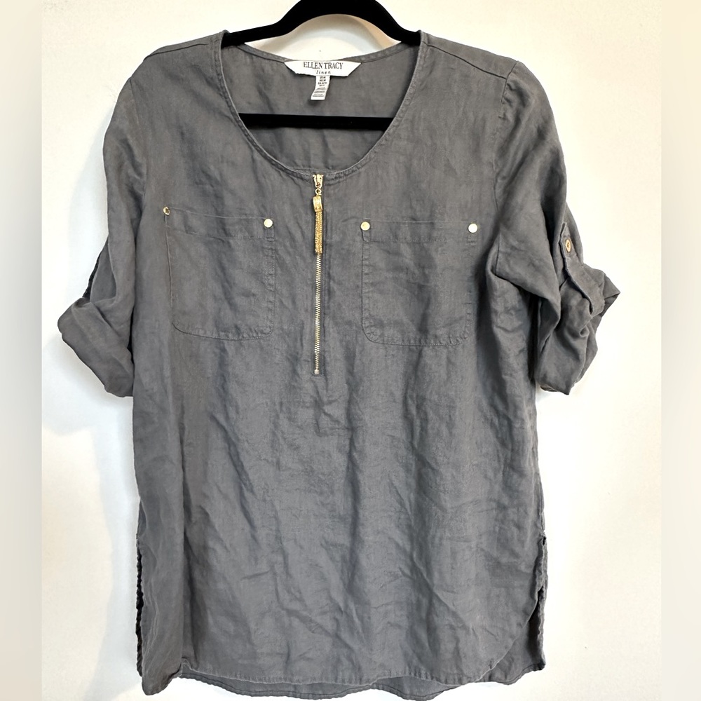 Ellen Tracy  Linen 3/4 Sleeve Top with Black Gold accent